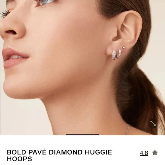 💎Mejuri Bold pavé Diamond Huggie Hoop Earrings 14k white gold - Picture 3 of 8